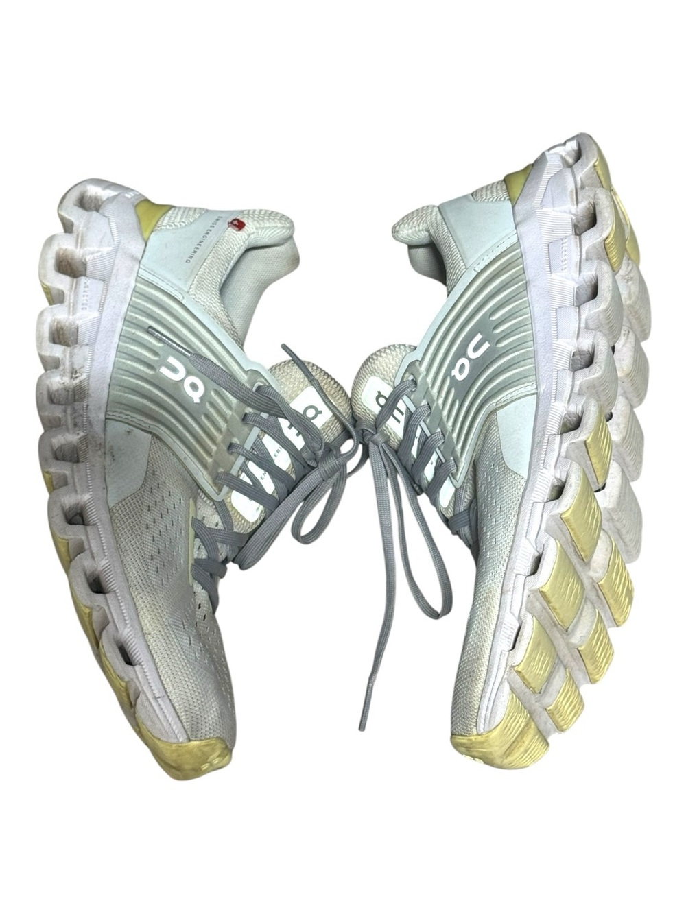 On Running Cloudswift Women's 8 Running Shoes in the White/Limelight